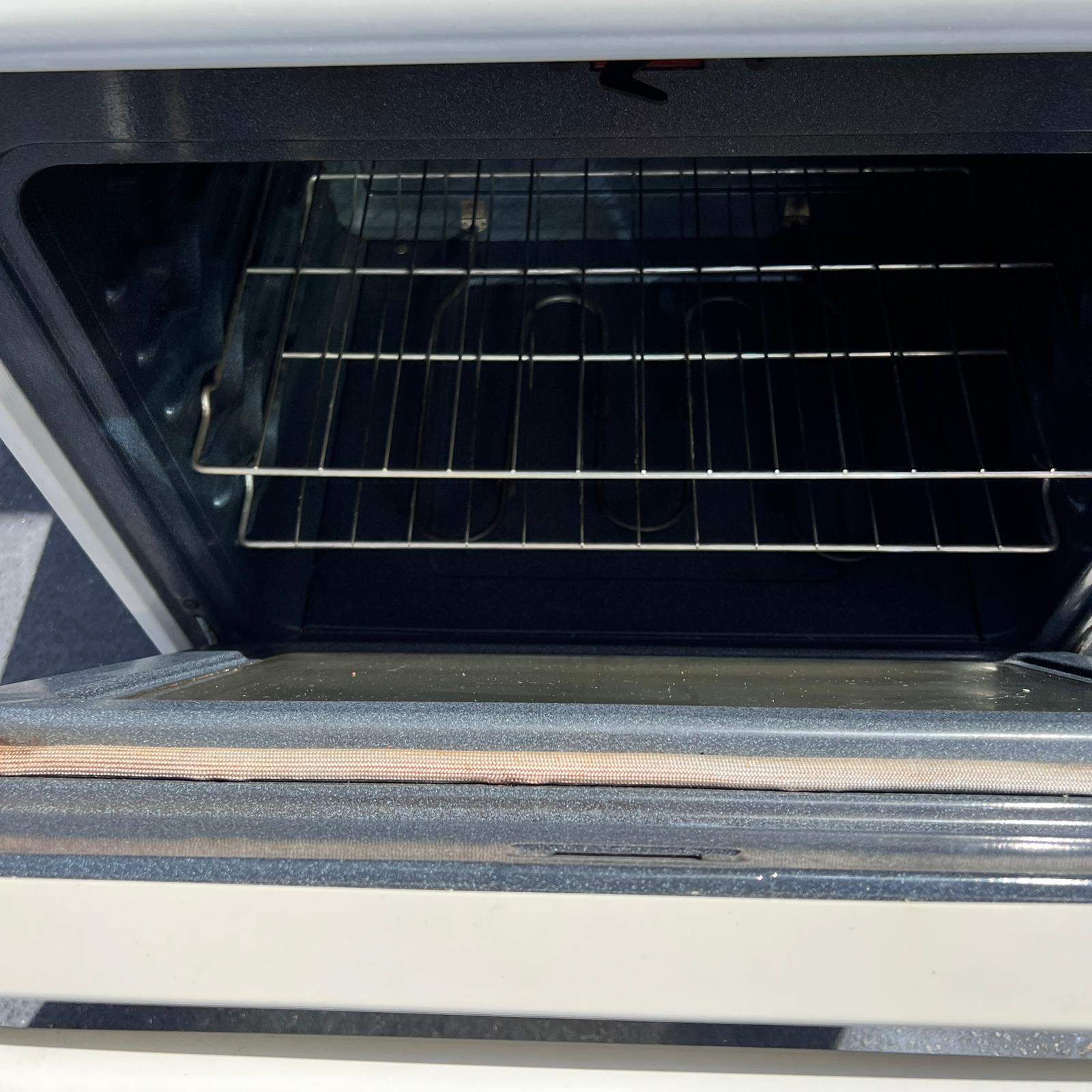 Kenmore Electric Stove - Off White Kenmore Electric Stove - Off White